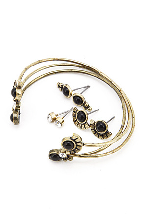 Black Half Moon Bead Earring And Bracelet Set 5FDA4